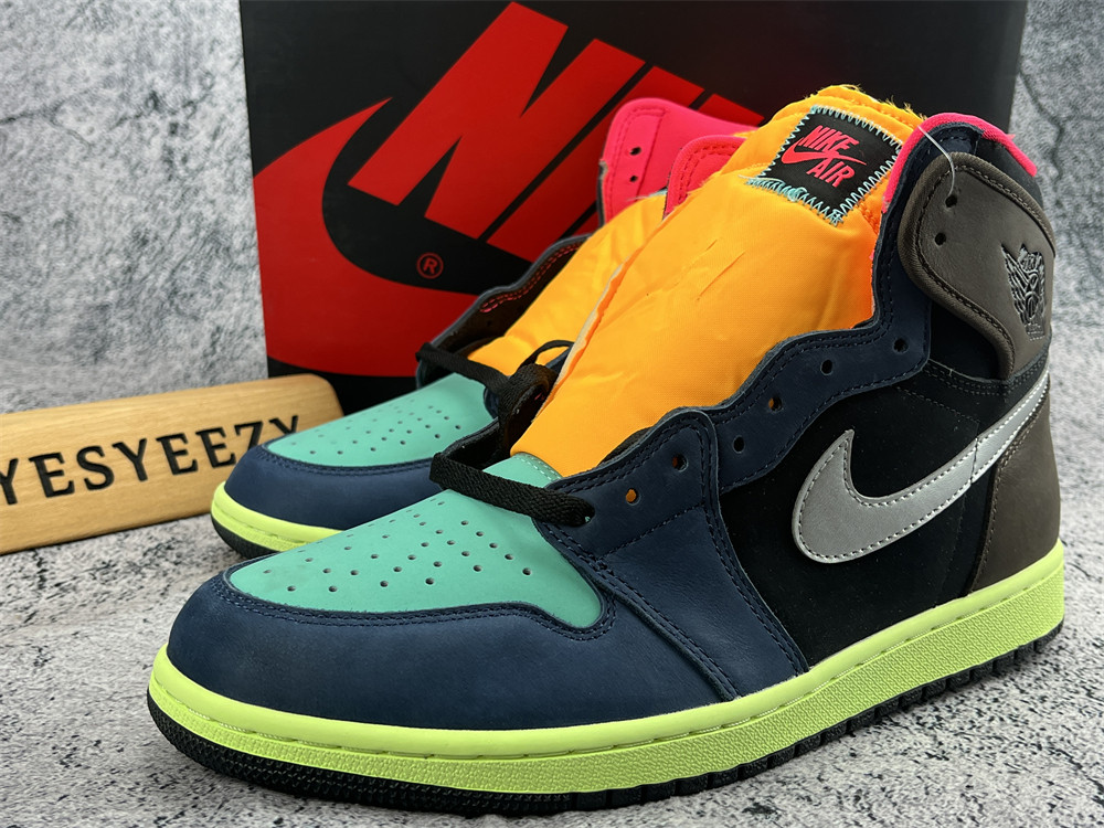 UA AIR JORDAN 1 RETRO HIGH 
