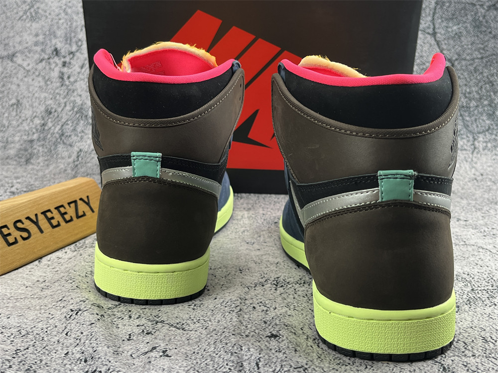 UA AIR JORDAN 1 RETRO HIGH 