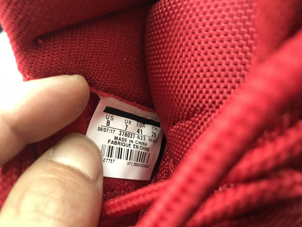 UA AIR JORDAN 11 RETRO "WIN LIKE