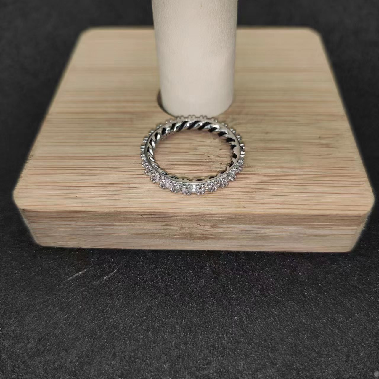 dau1d Yvrm*n ring