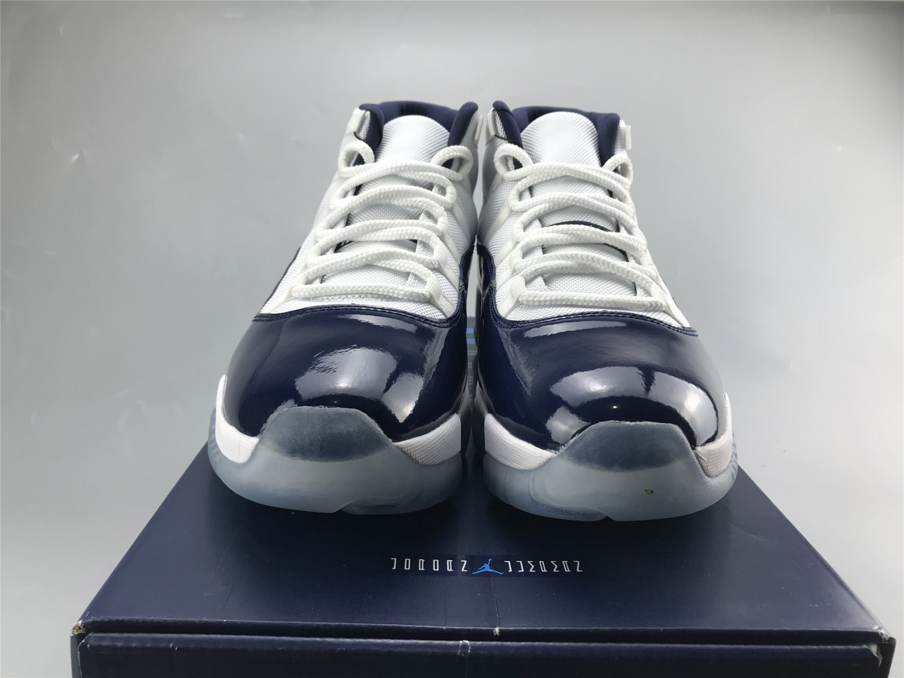 UA AIR JORDAN 11 RETRO