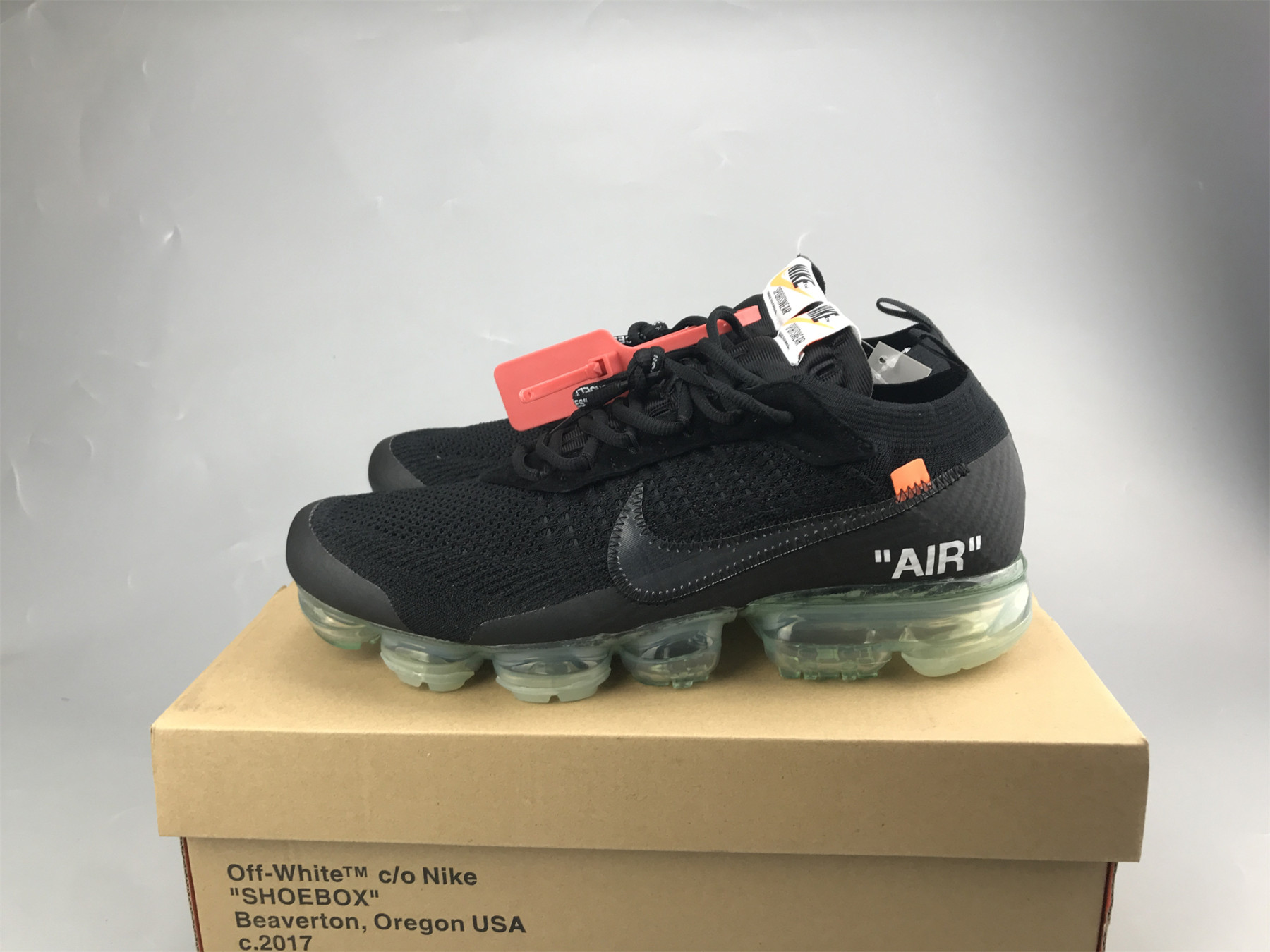 UA NIKE OFF-WHITE X AIR VAPORMAX 