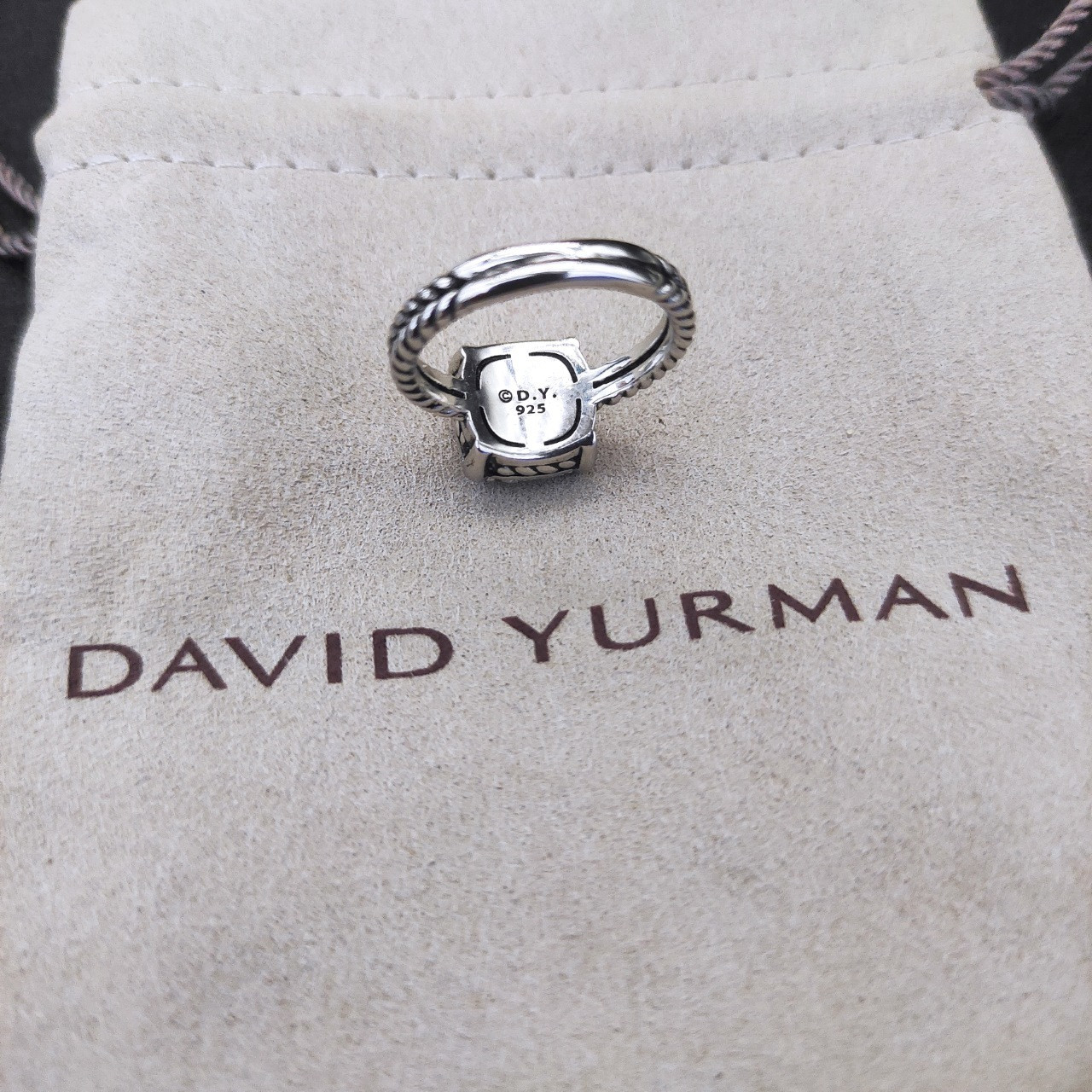 dau1d Yvrm*n four prong full d1am0nd ring