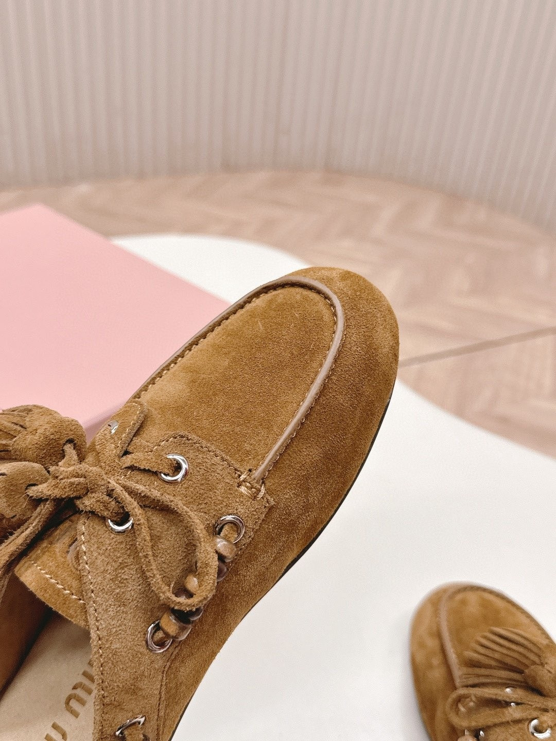 ua M1v M1v tassel mules