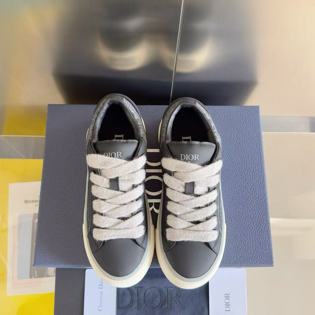 UA D10r B33 Sneaker