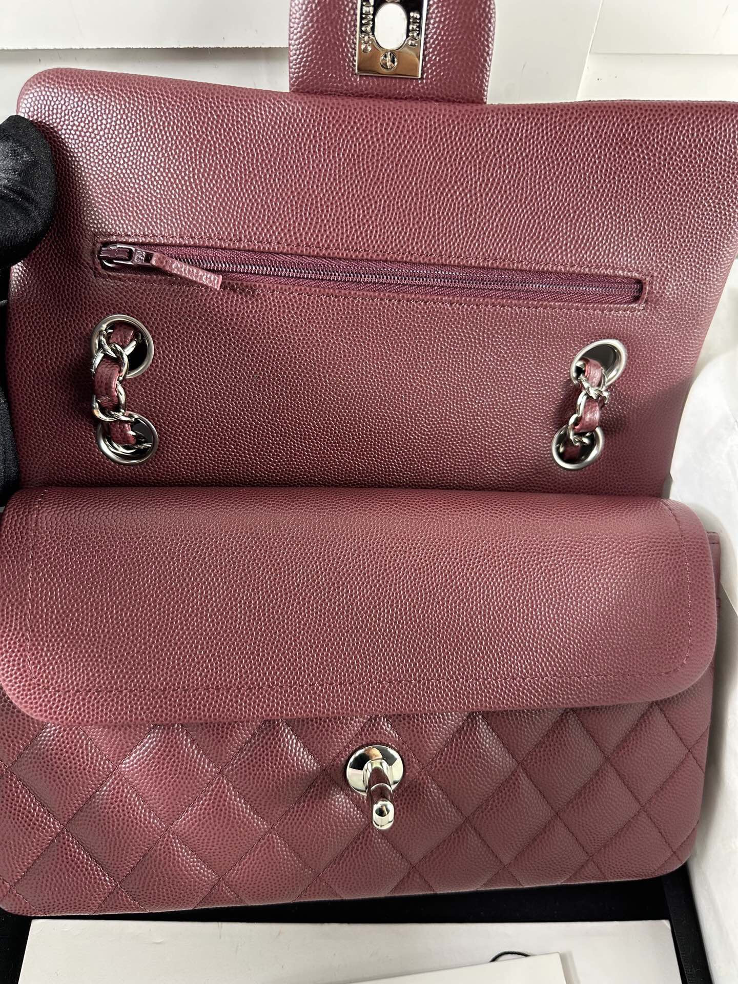 Ch**el CLASSIC 11.12 HANDBAG 14.5×23×6cm
