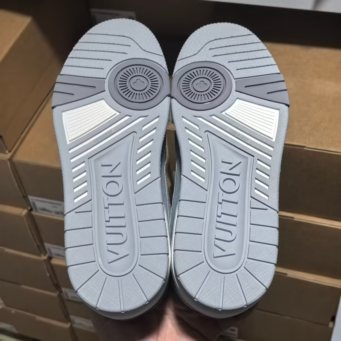 UA LV trainer Sneakers