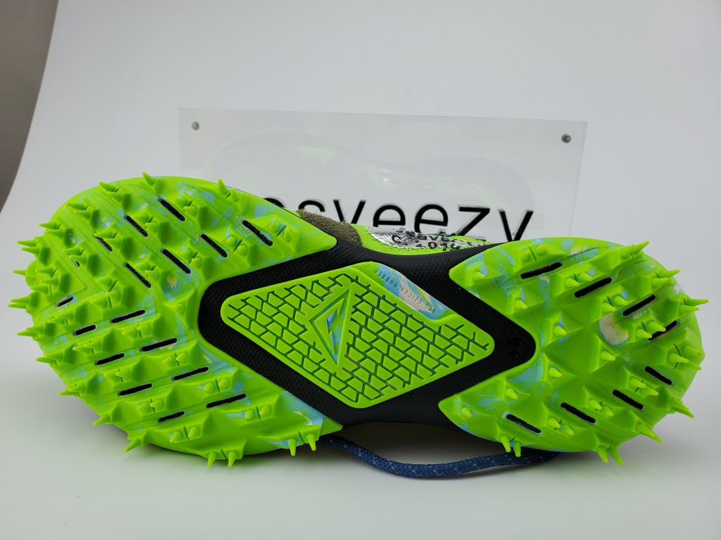 UA NIKE WMNS AIR ZOOM TERRA KIGER 5/OW "OFF WHITE"