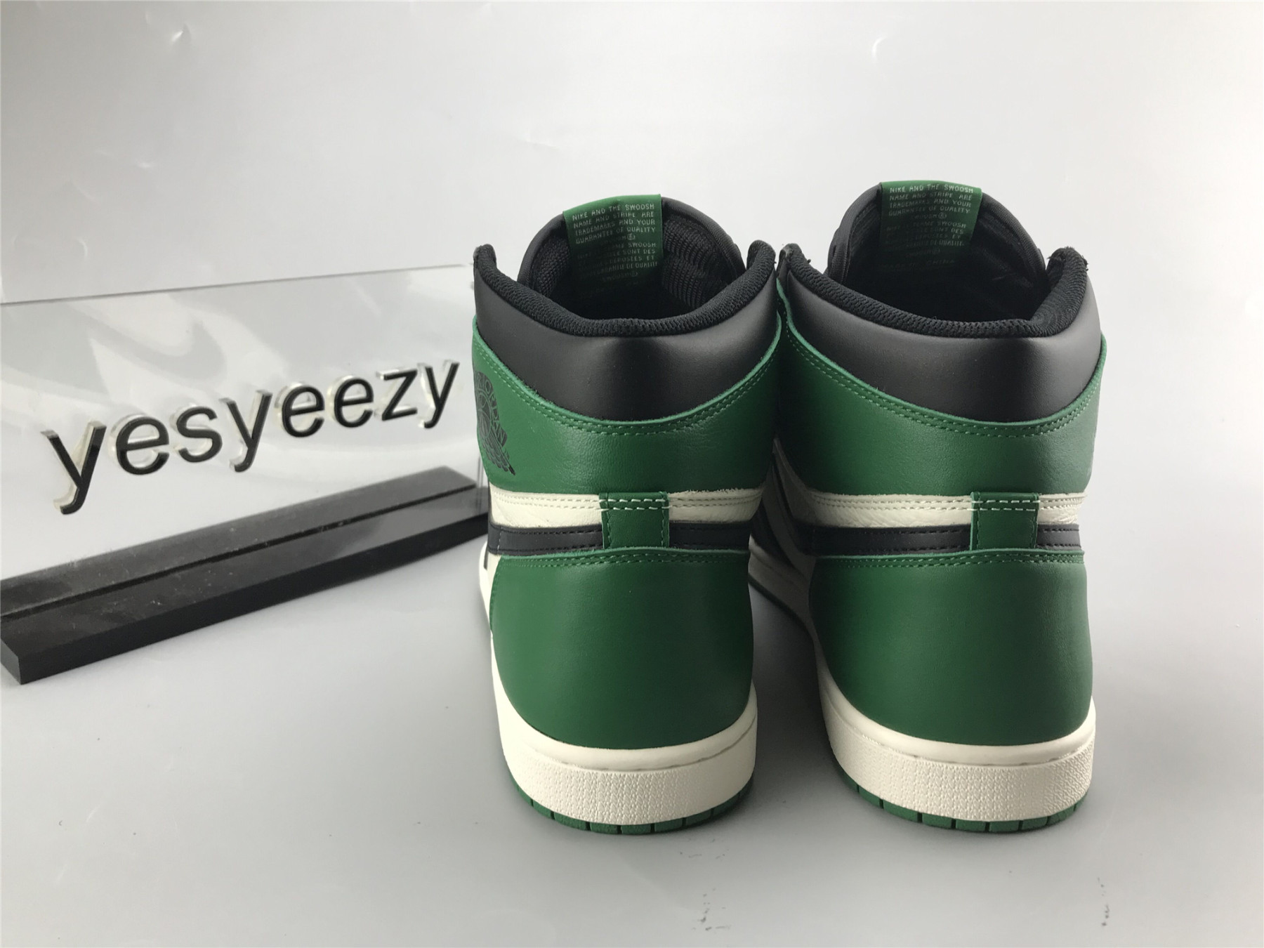 UA AIR JORDAN 1 RETRO HIGH OG "PINE GREEN"