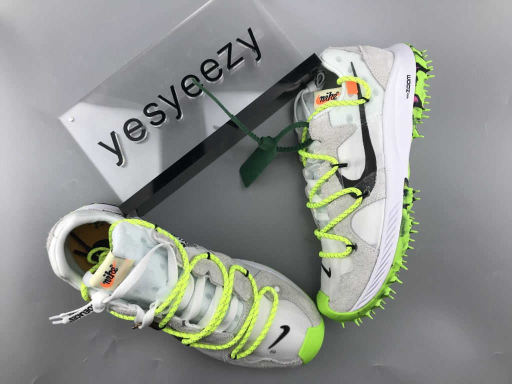 UA NIKE WMNS AIR ZOOM TERRA KIGER 5 / OW "OFF WHITE"