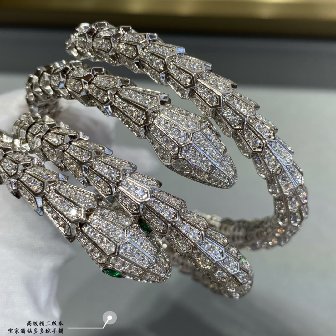 Bv1g*ai Full of snakes Bracelet