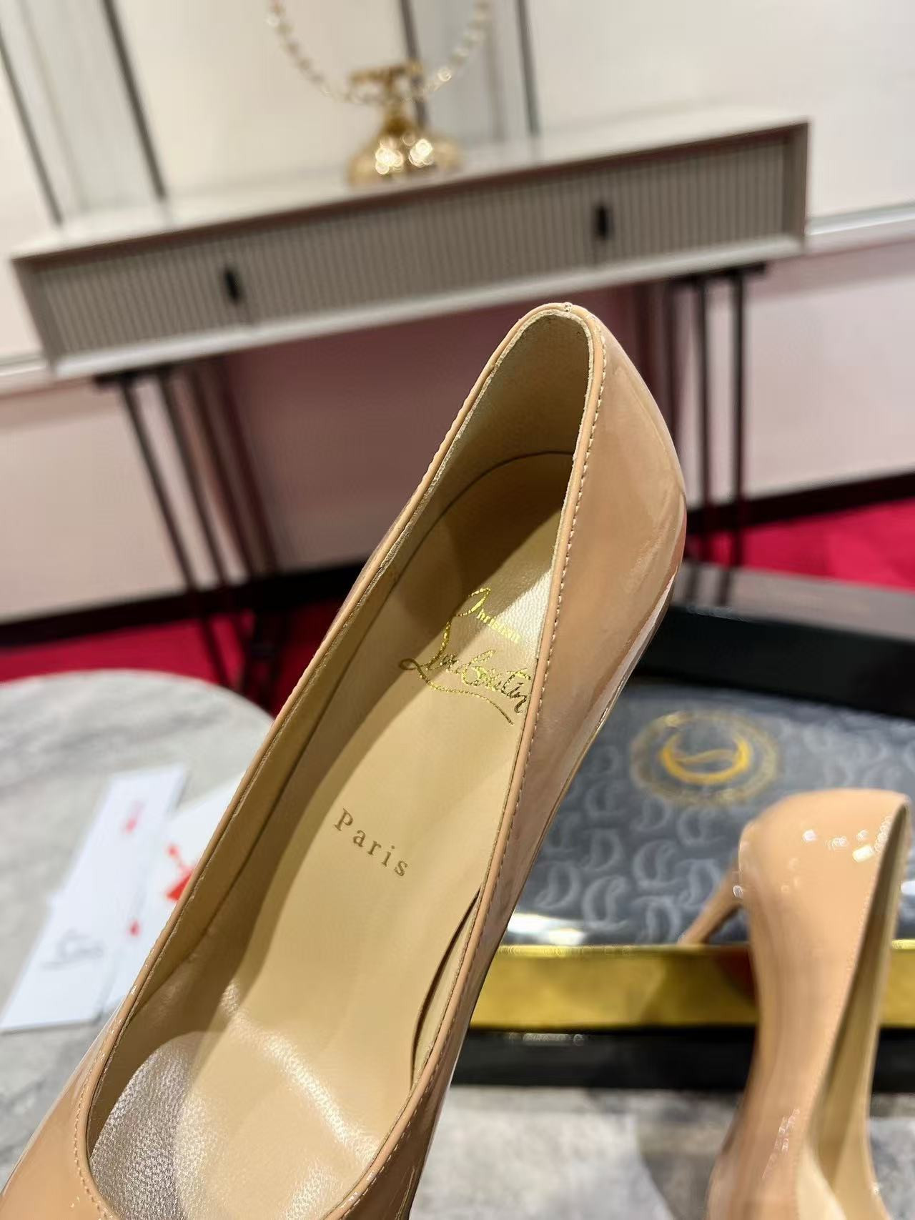 ua chr1st1an louboutin cl red-botT0m shoes