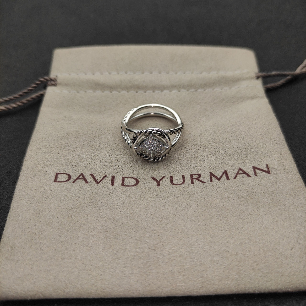 dau1d Yvrm*n ring