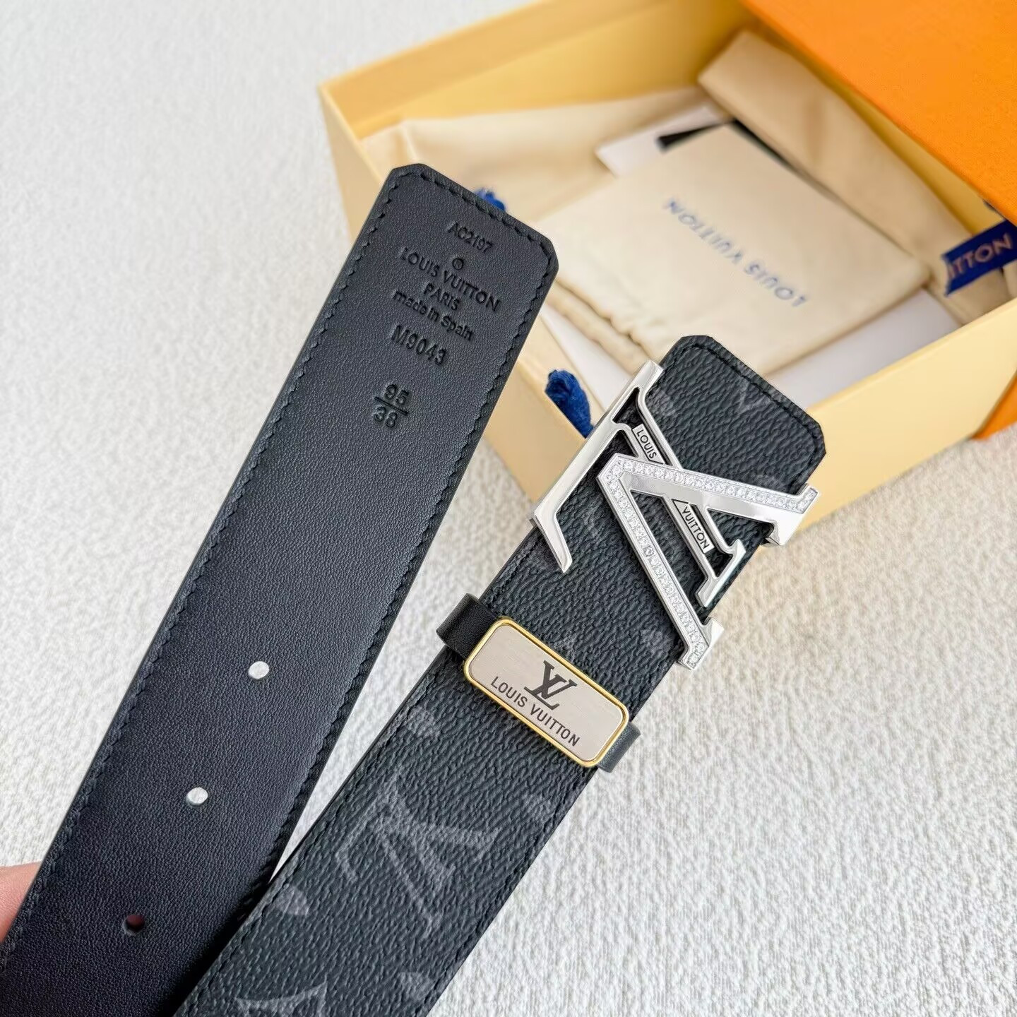 LV Belt