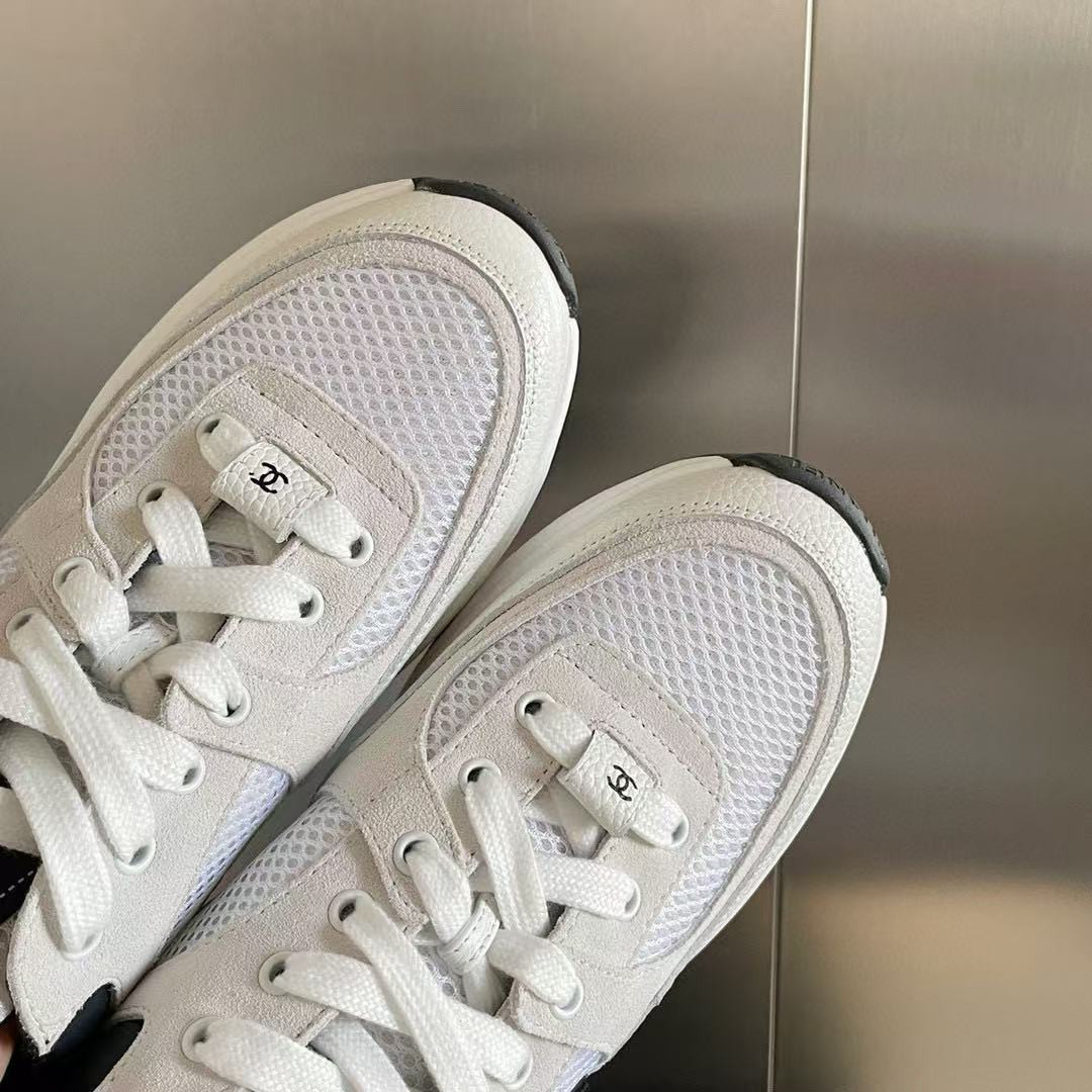 UA Ch**el SNEAKERS