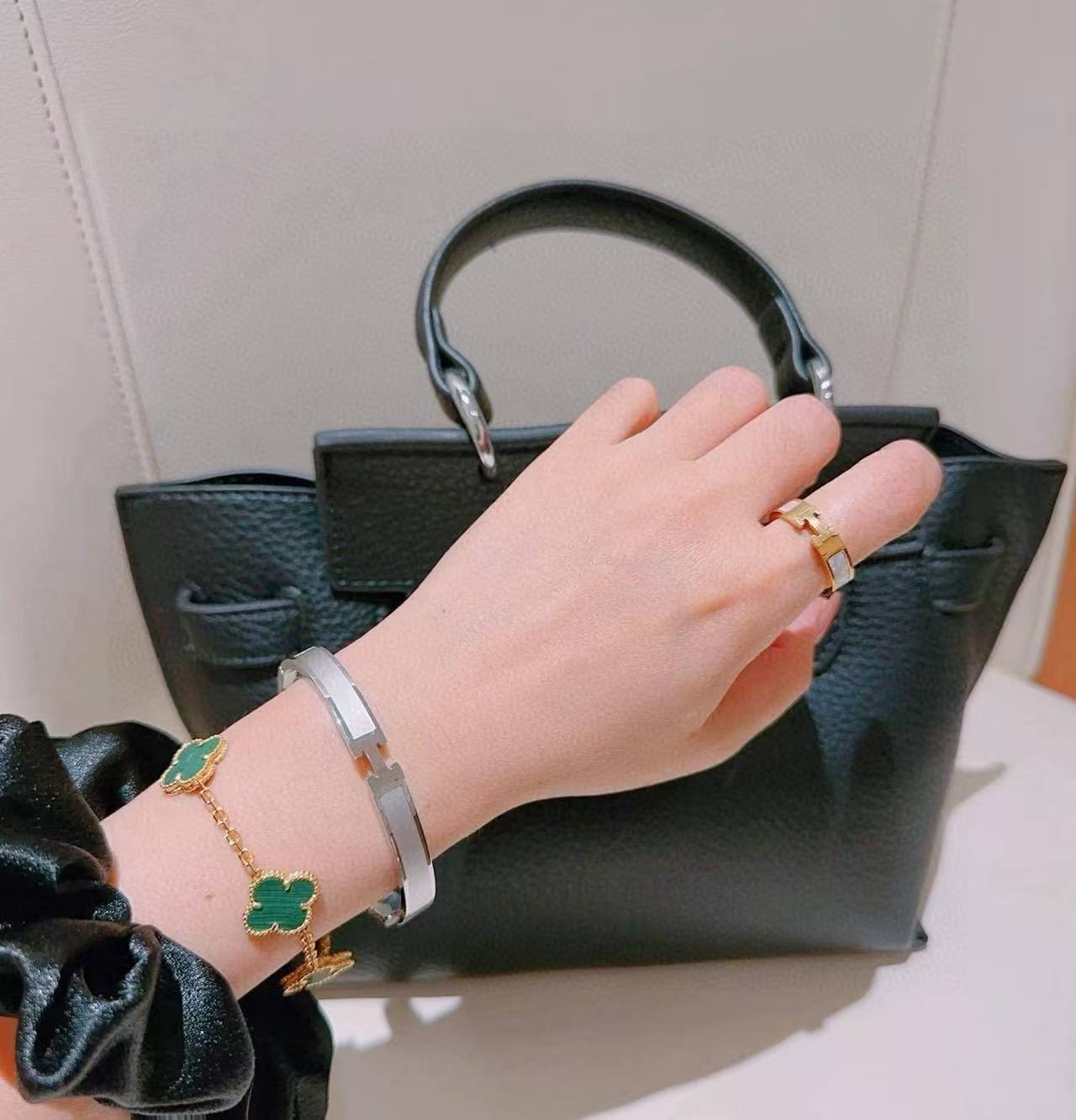 H**me5 Bracelet