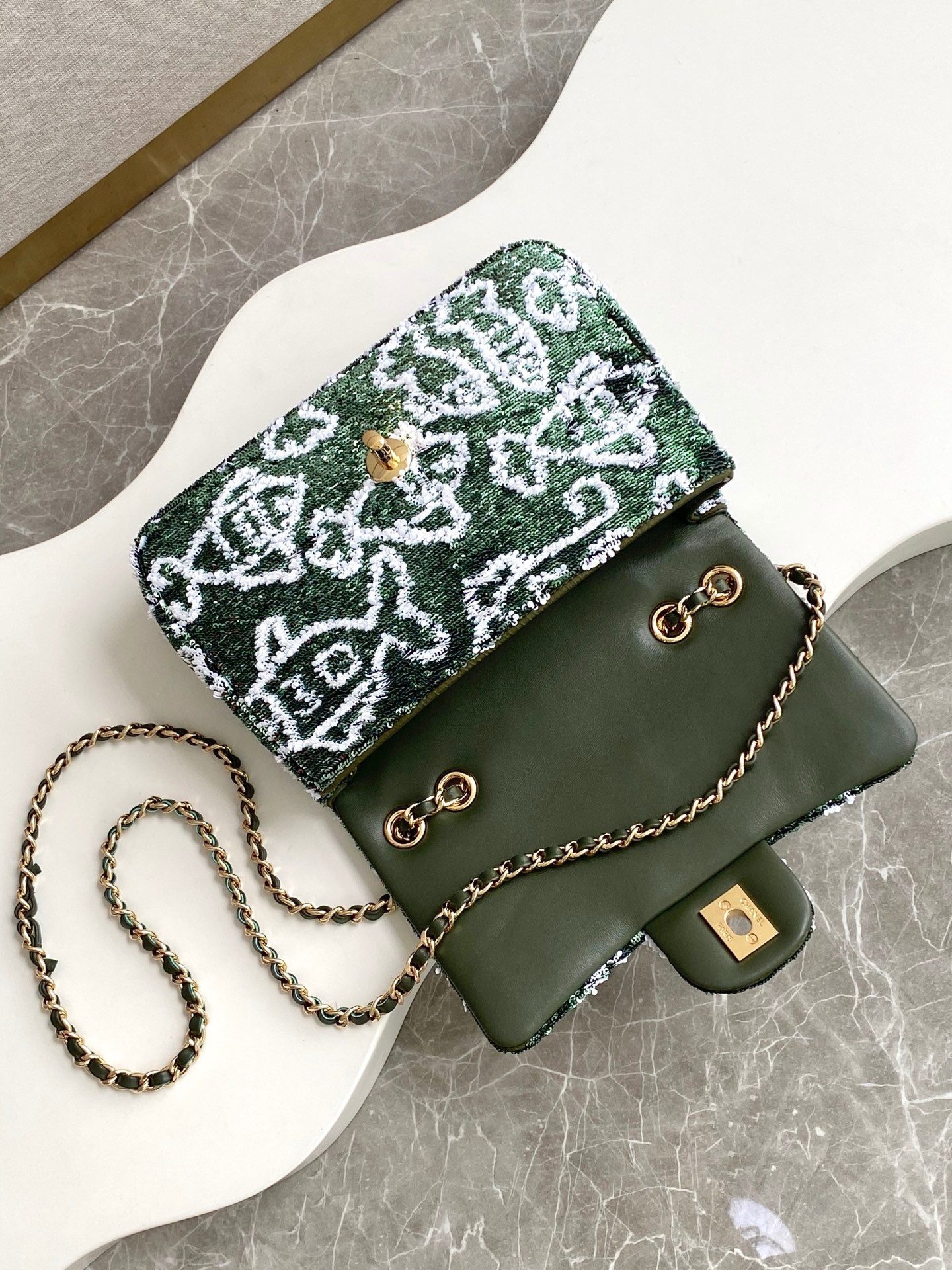 Ch**el flap bag 14x21x8cm