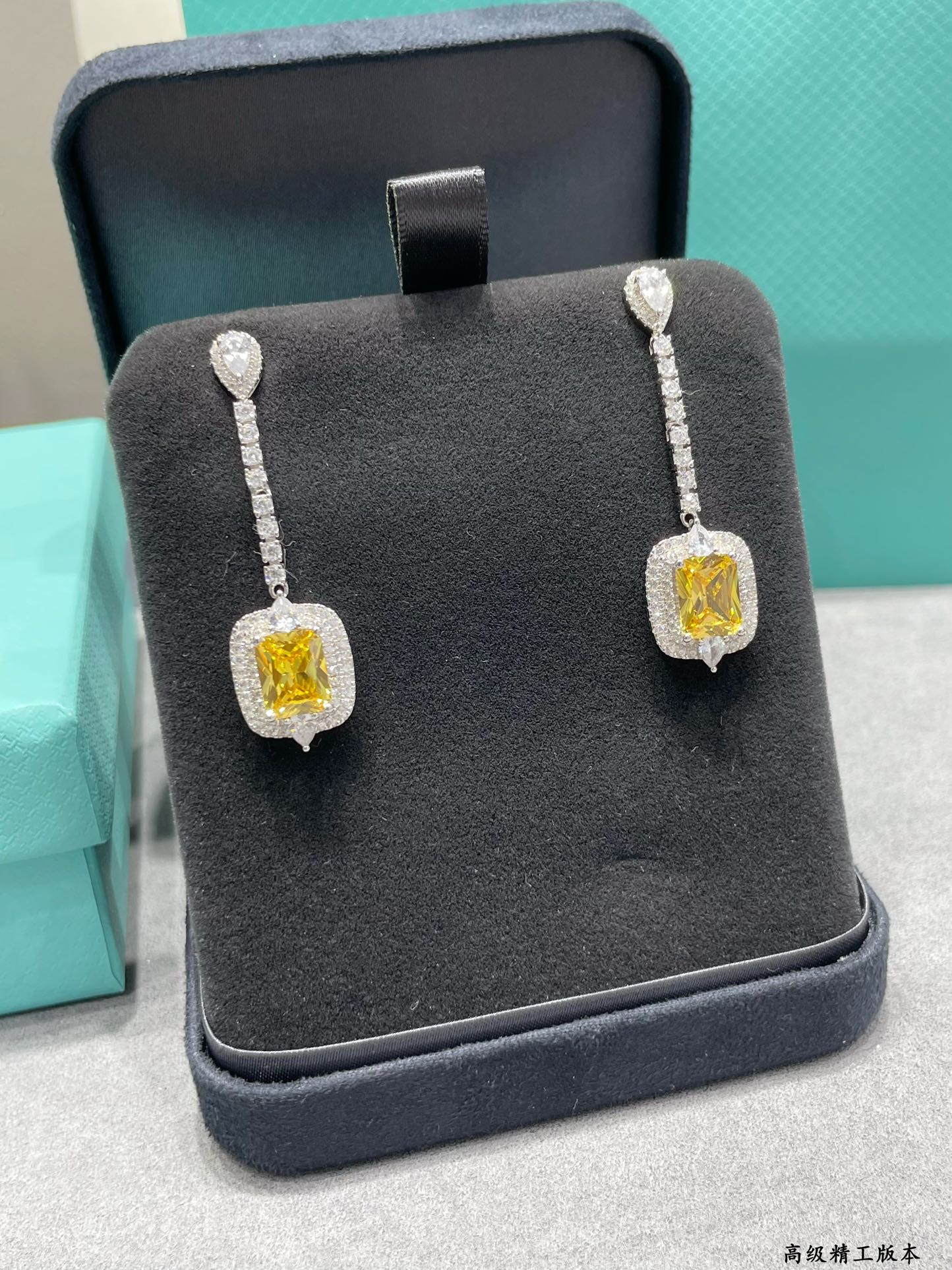 t*f*ny & co. D1am0nd earrings ag925