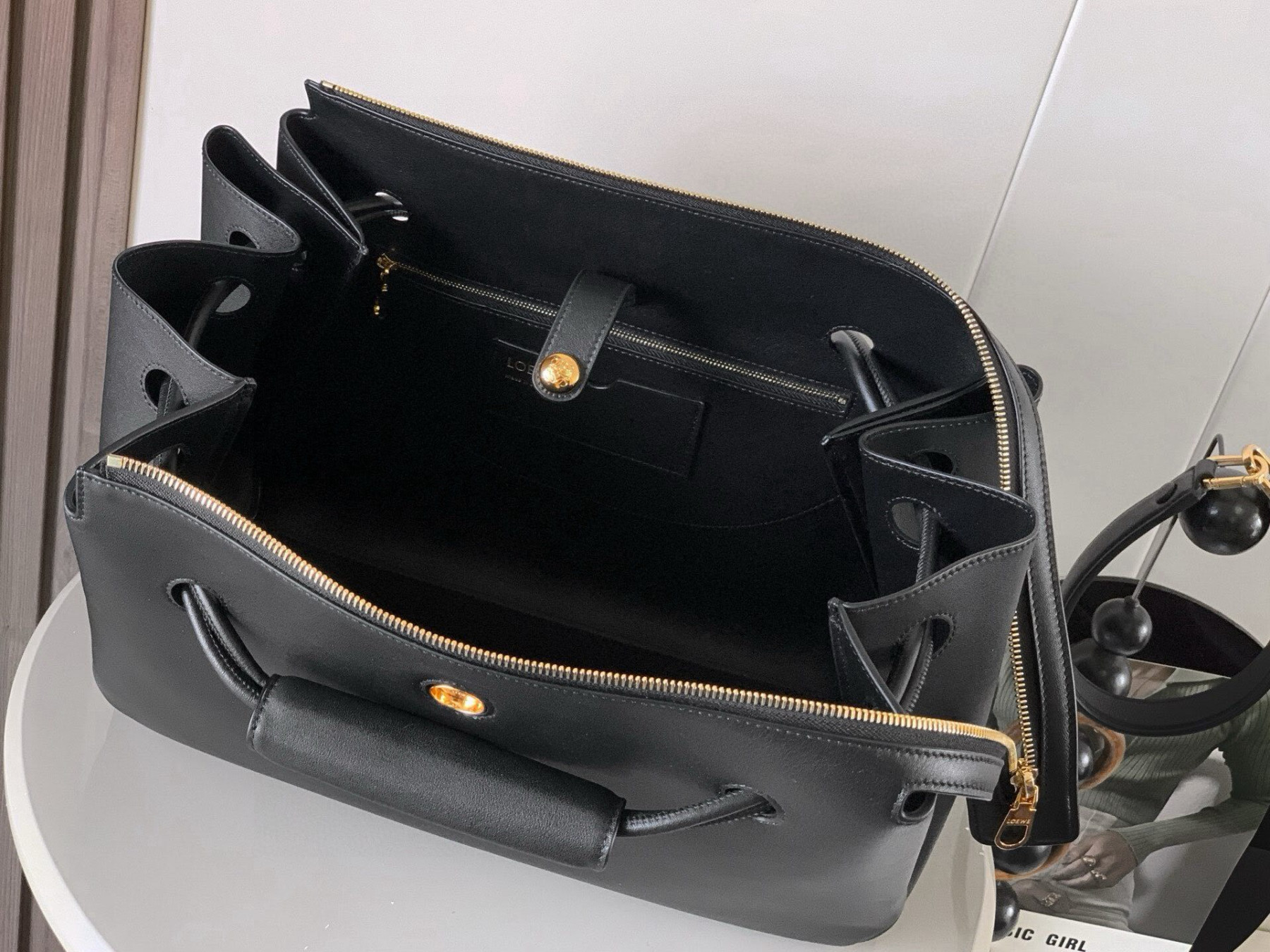 l0ew* large madrid bag in S*pple calfskin 33x24x12.5cm