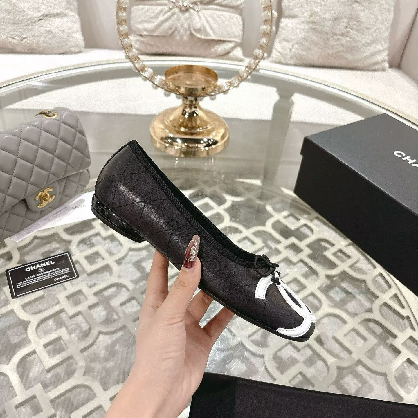 ua Ch**el ballet flat