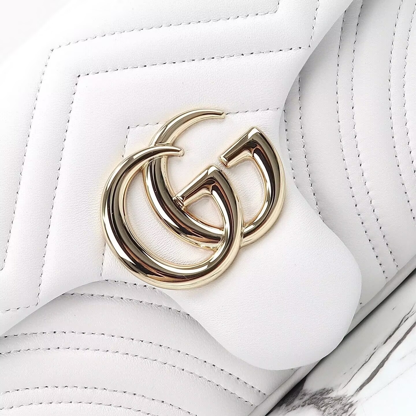 Gvc*1 gg marmont medium shoulder bag 26x15x7cm