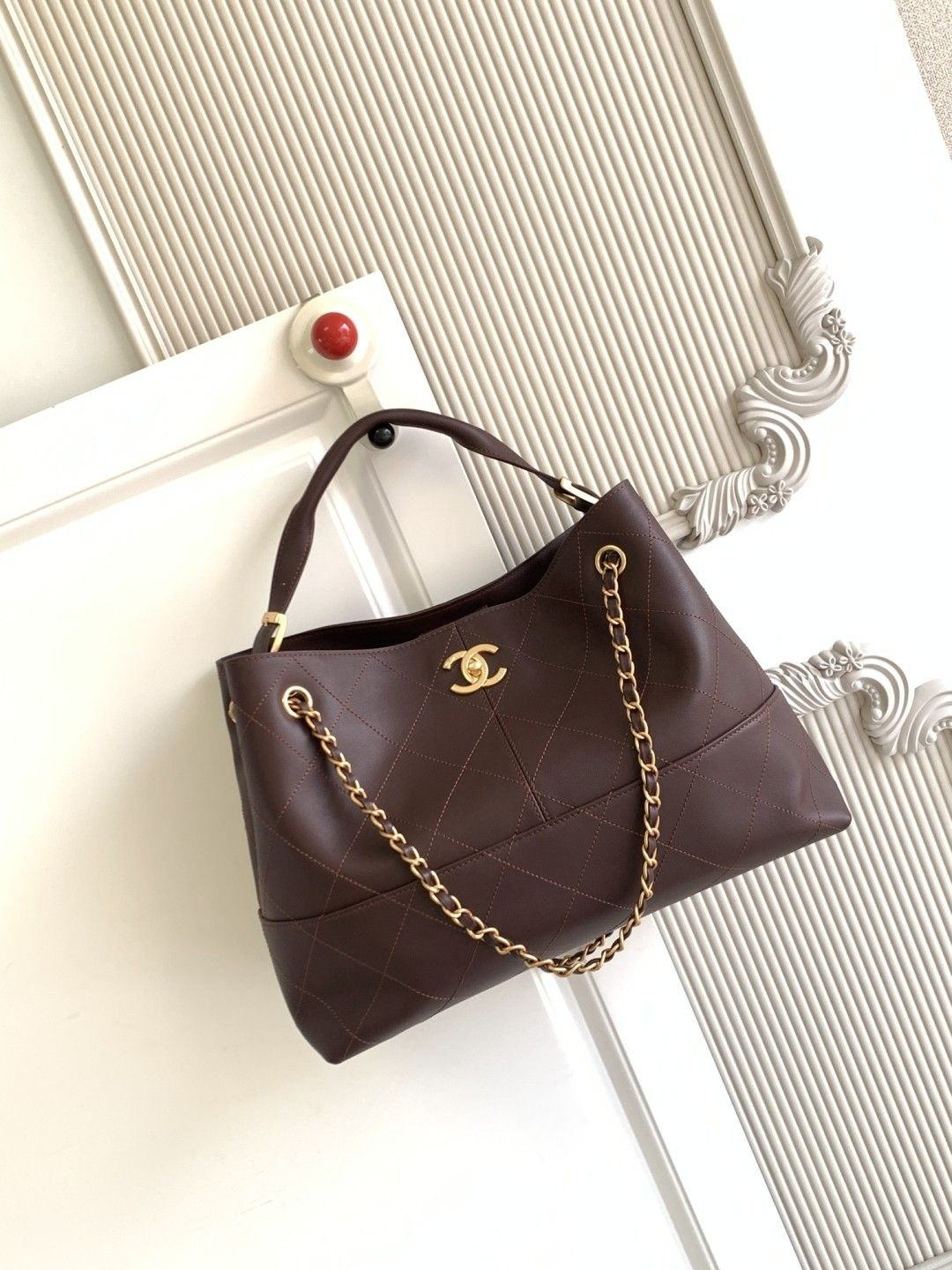 Ch**el Small Shopping Bag AS5634 24x36x14cm