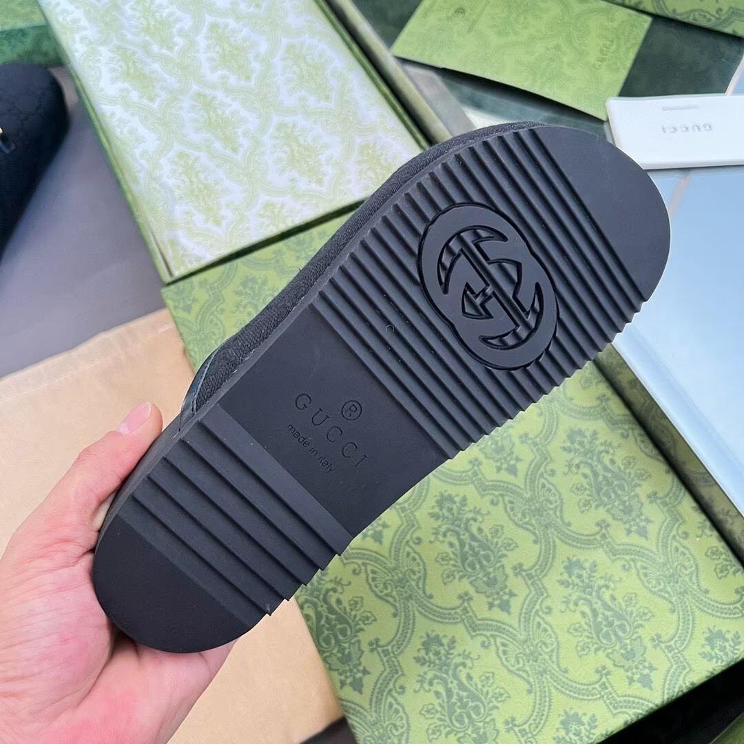 ua Gvc*1 mule with horsebit