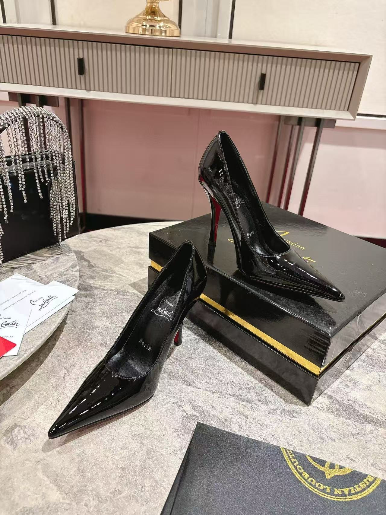 ua chr1st1an louboutin cl red-botT0m shoes 10cm heel (cusT0mized, no exchange no return, about 10 days)