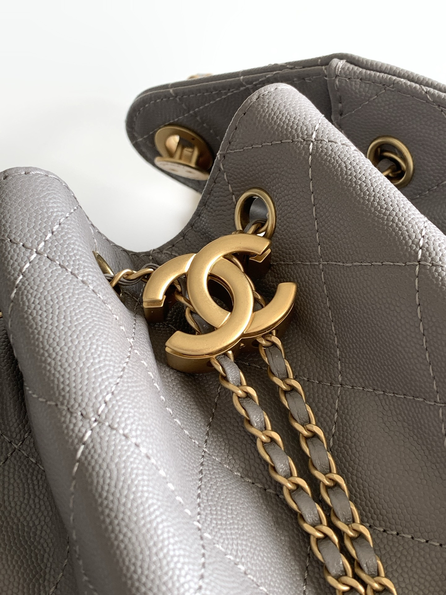 Ch**el 25c bucket bag 40x30x15cm