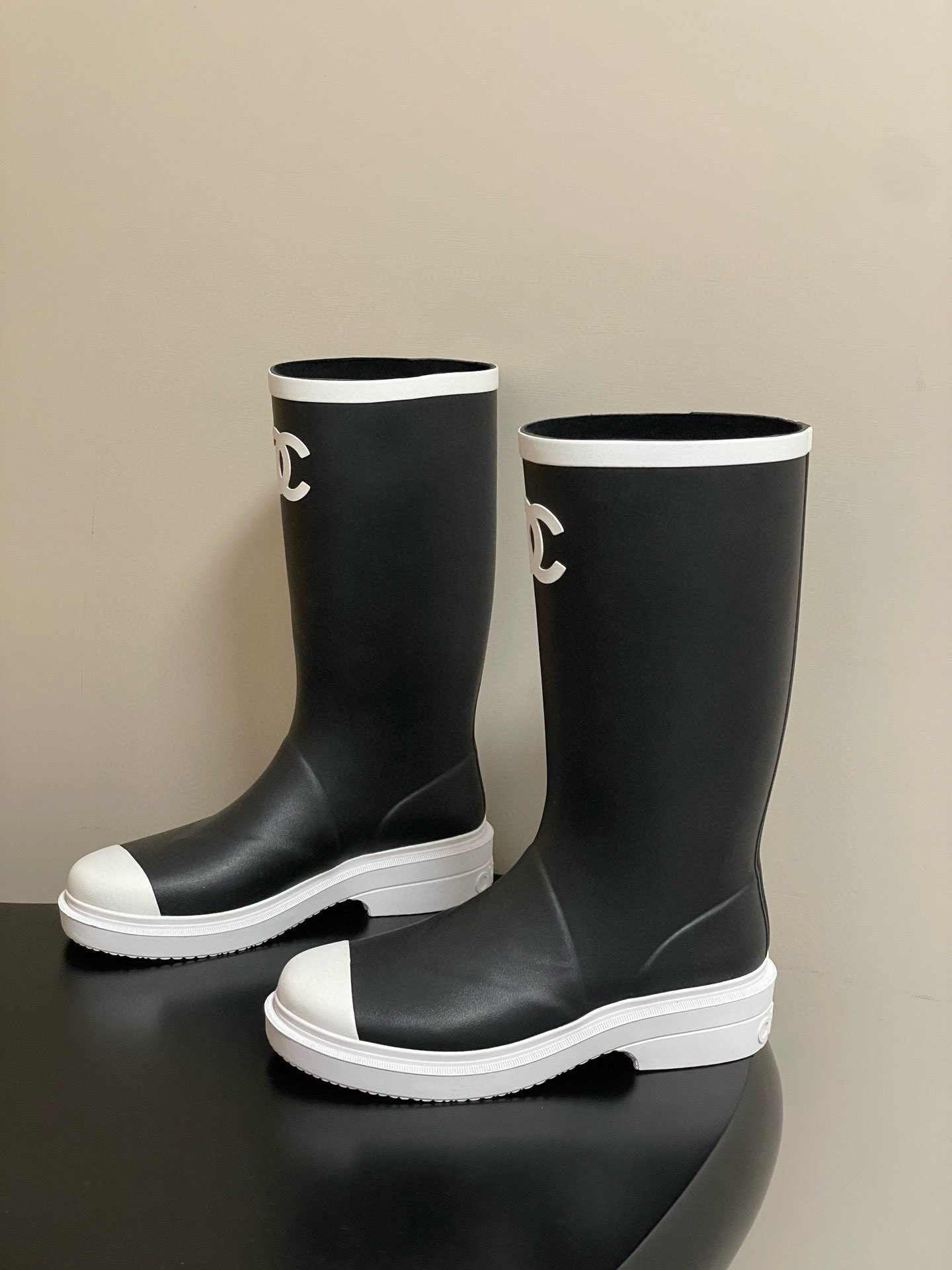 UA Ch**el Boots