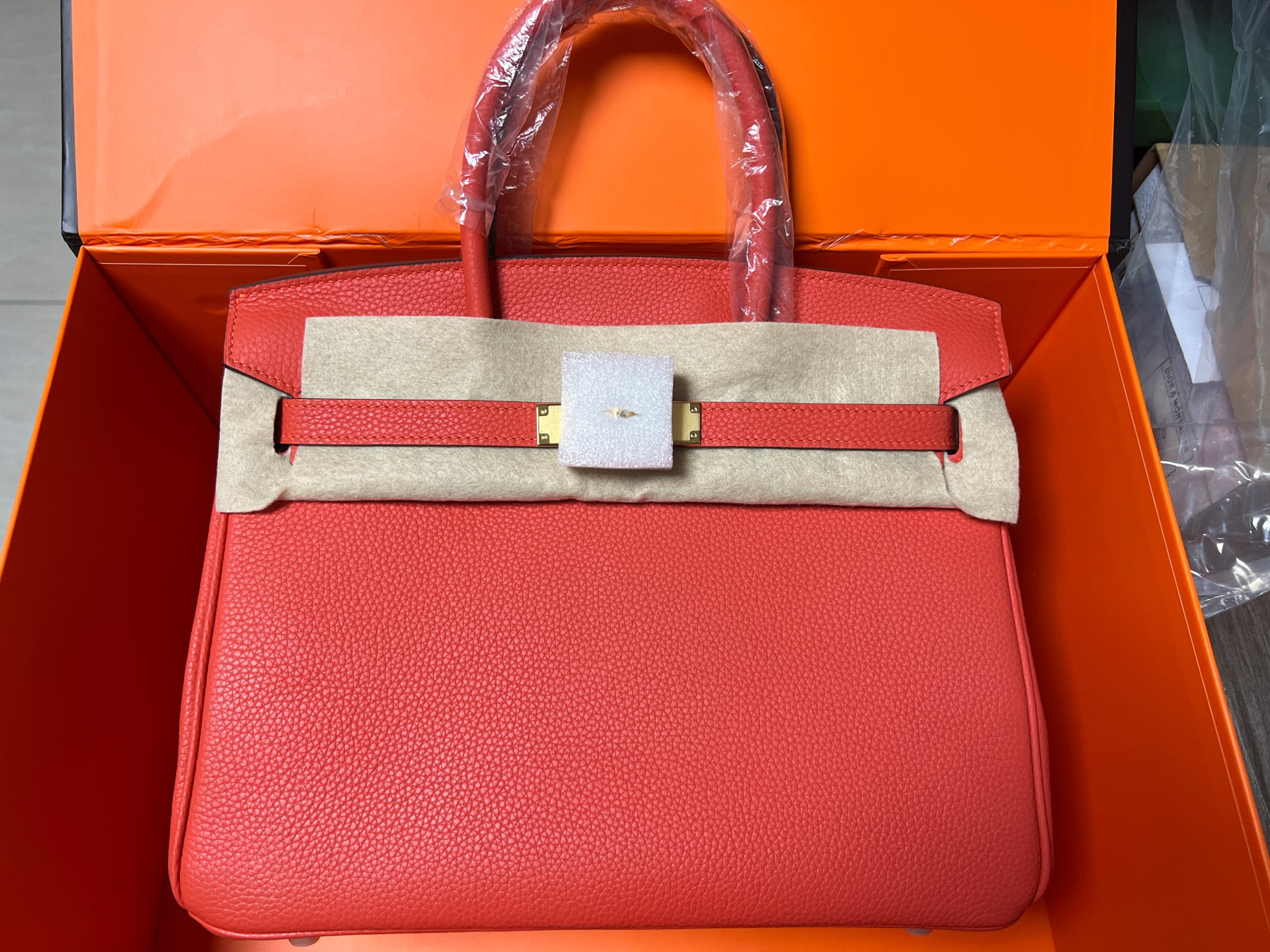 h**me5 birkin togo 25 30 35 40 (cusT0mized, no exchange no return, about 20 days)