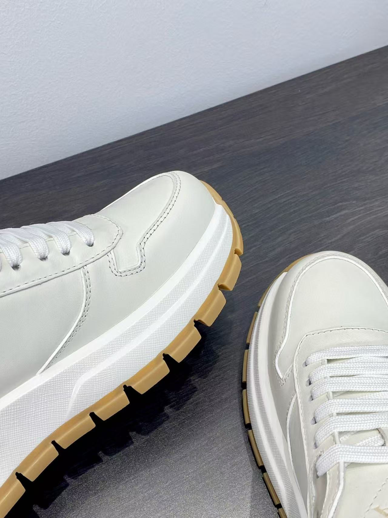 UA Pra*a Prax 01 leather sneakers