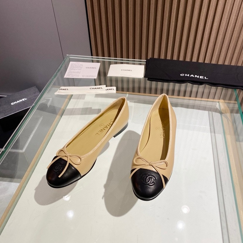 Ch**el BALLET FLATS Beige & Black