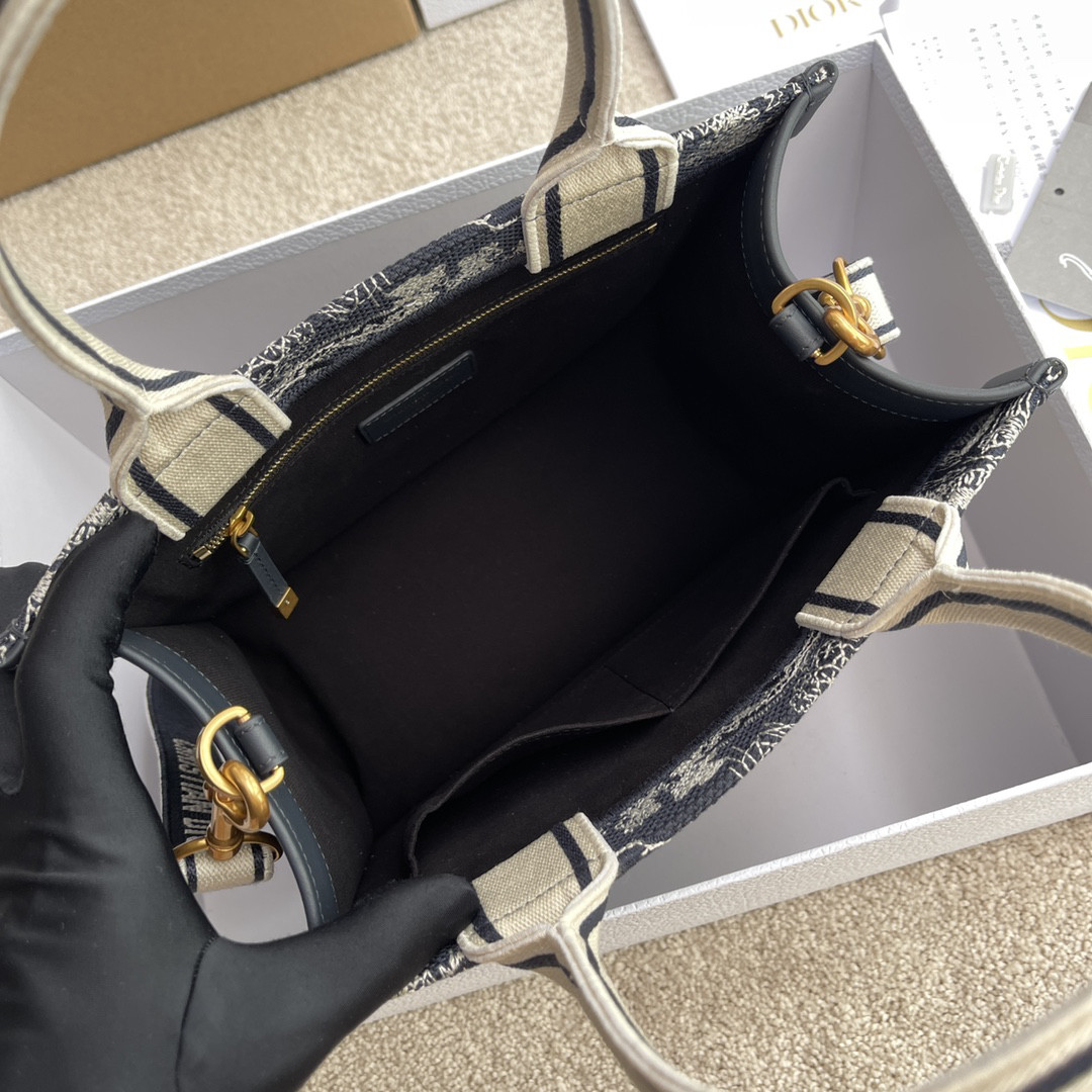 D10r Book Tote Reverse 26.5×21×14cm