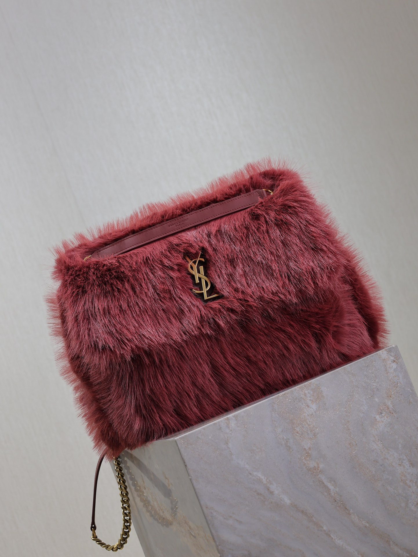 Y51 NIKI LARGE IN SHEARLING 32x23x9cm