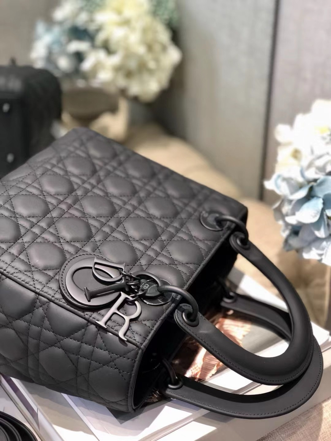 Medium Lady D10r Bag 9.5 x 8 x 4.5 inches