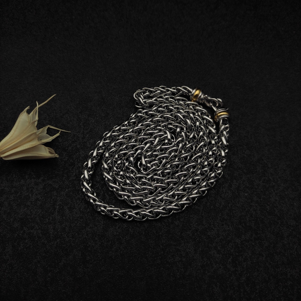 dau1d Yvrm*n 6mm hook necklace
