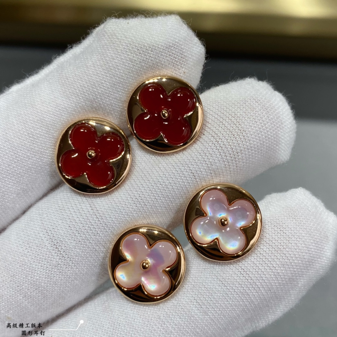 L0vis Vvtt0n Earrings