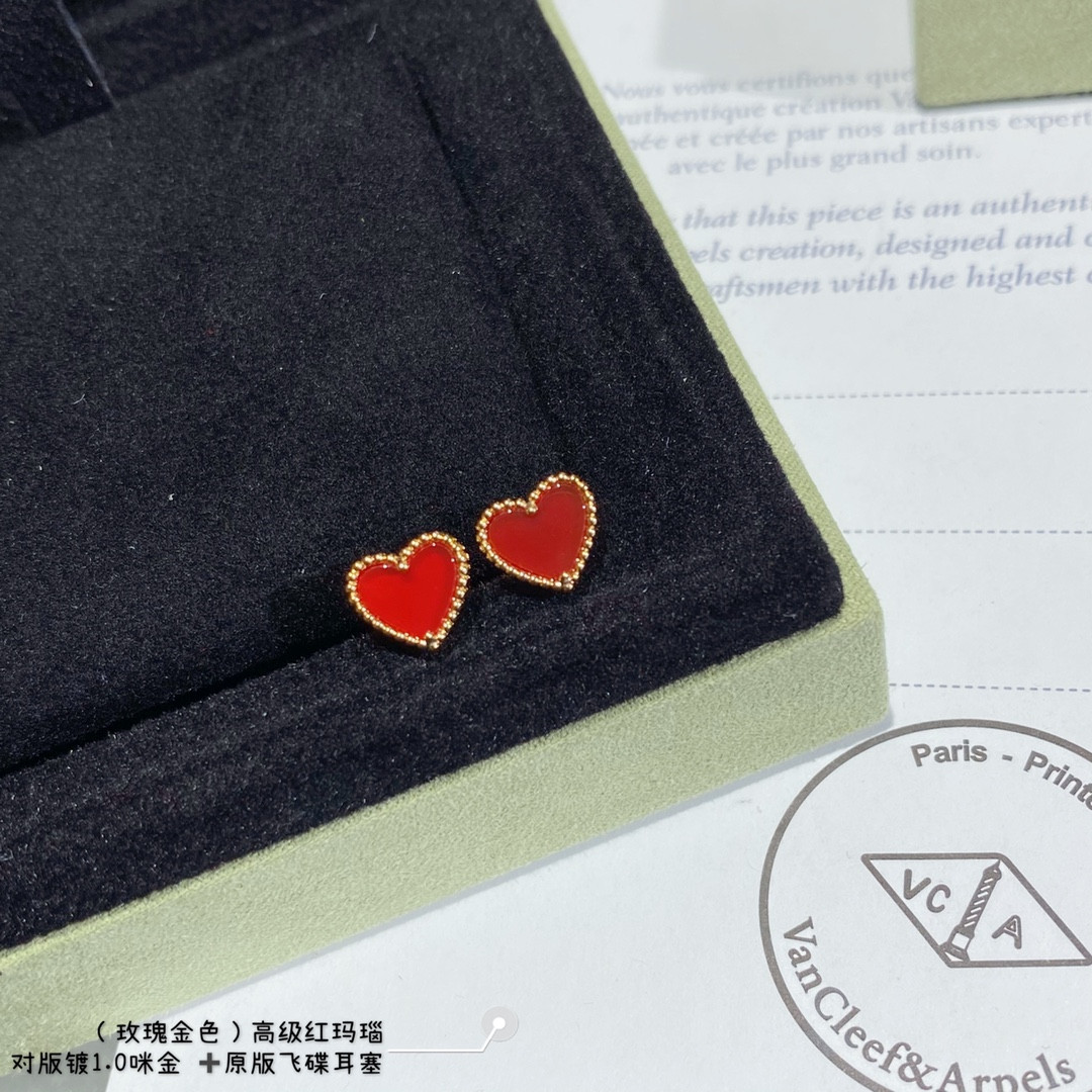 V*n Cl**f & Arpels Red Agate Heart-Shaped Love Earrings