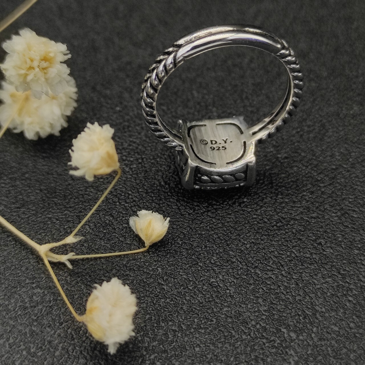dau1d Yvrm*n four prong full d1am0nd ring