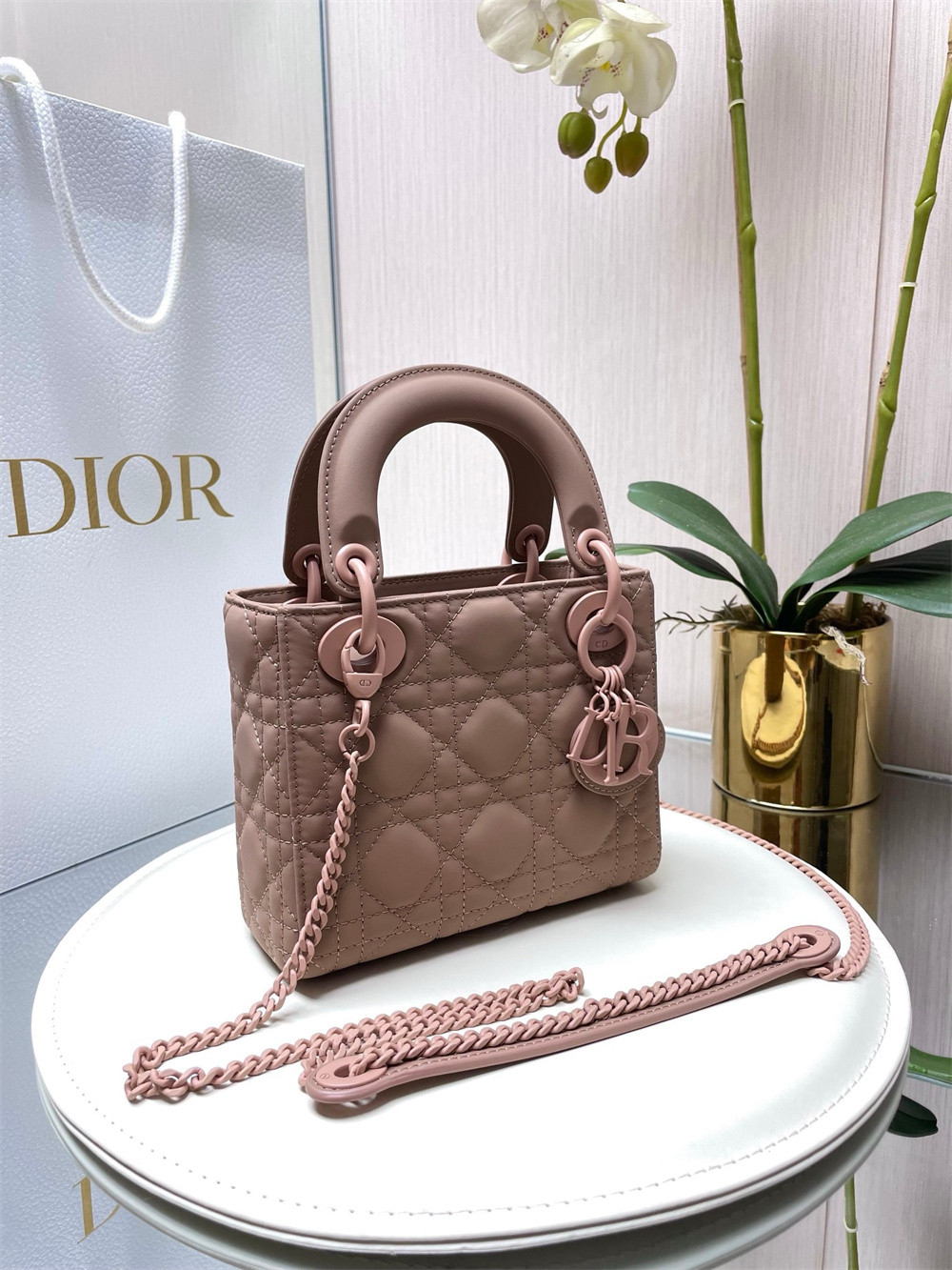 Mini Lady D10r Bag 6.5 x 6 x 3 inches