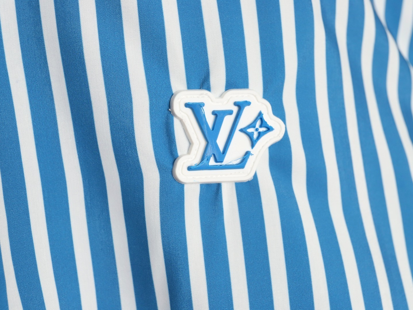 L0vis Vvtt0n LV Shirts