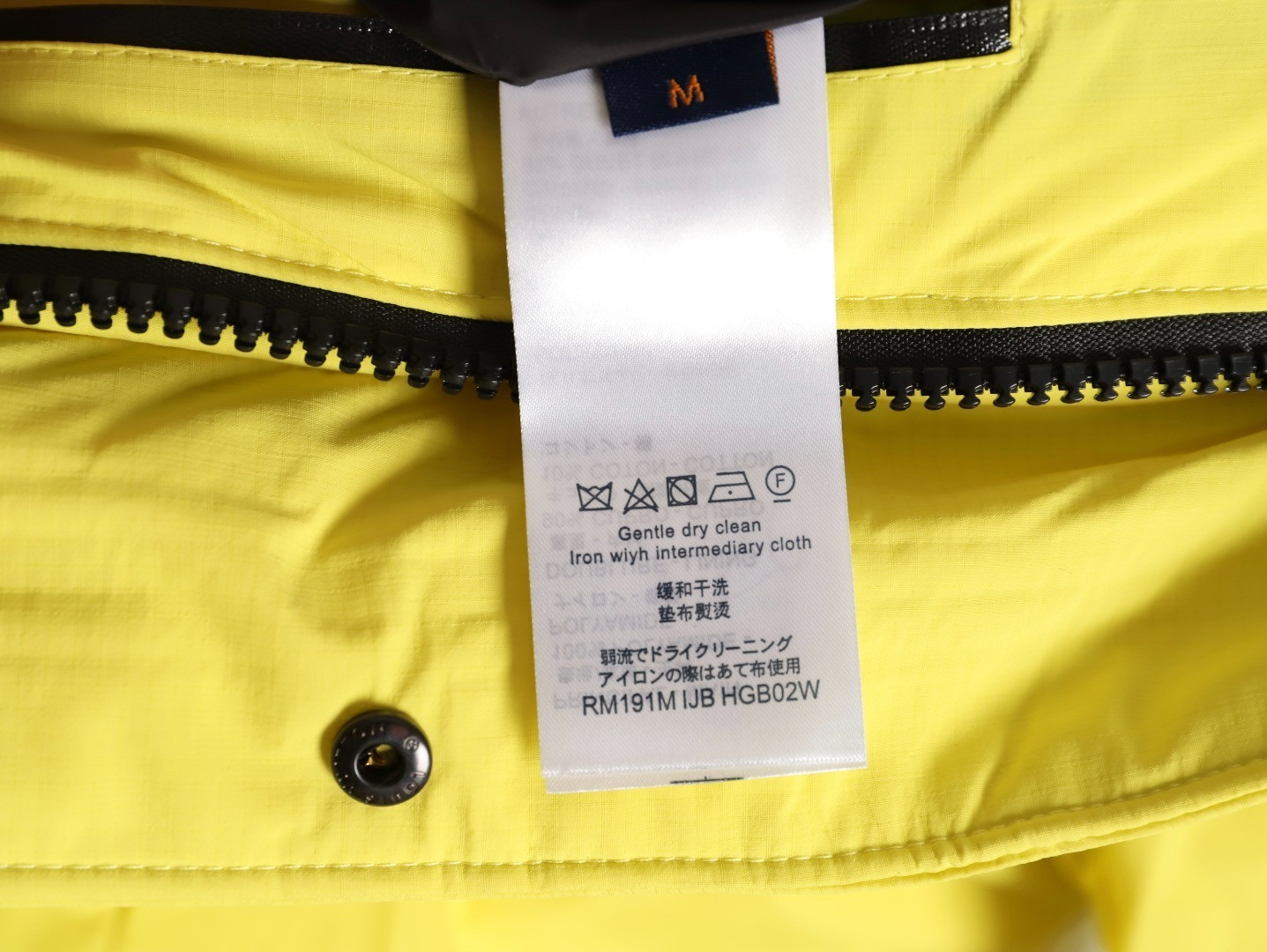 L0vis Vvtt0n 23Fw Short Puffer jacket