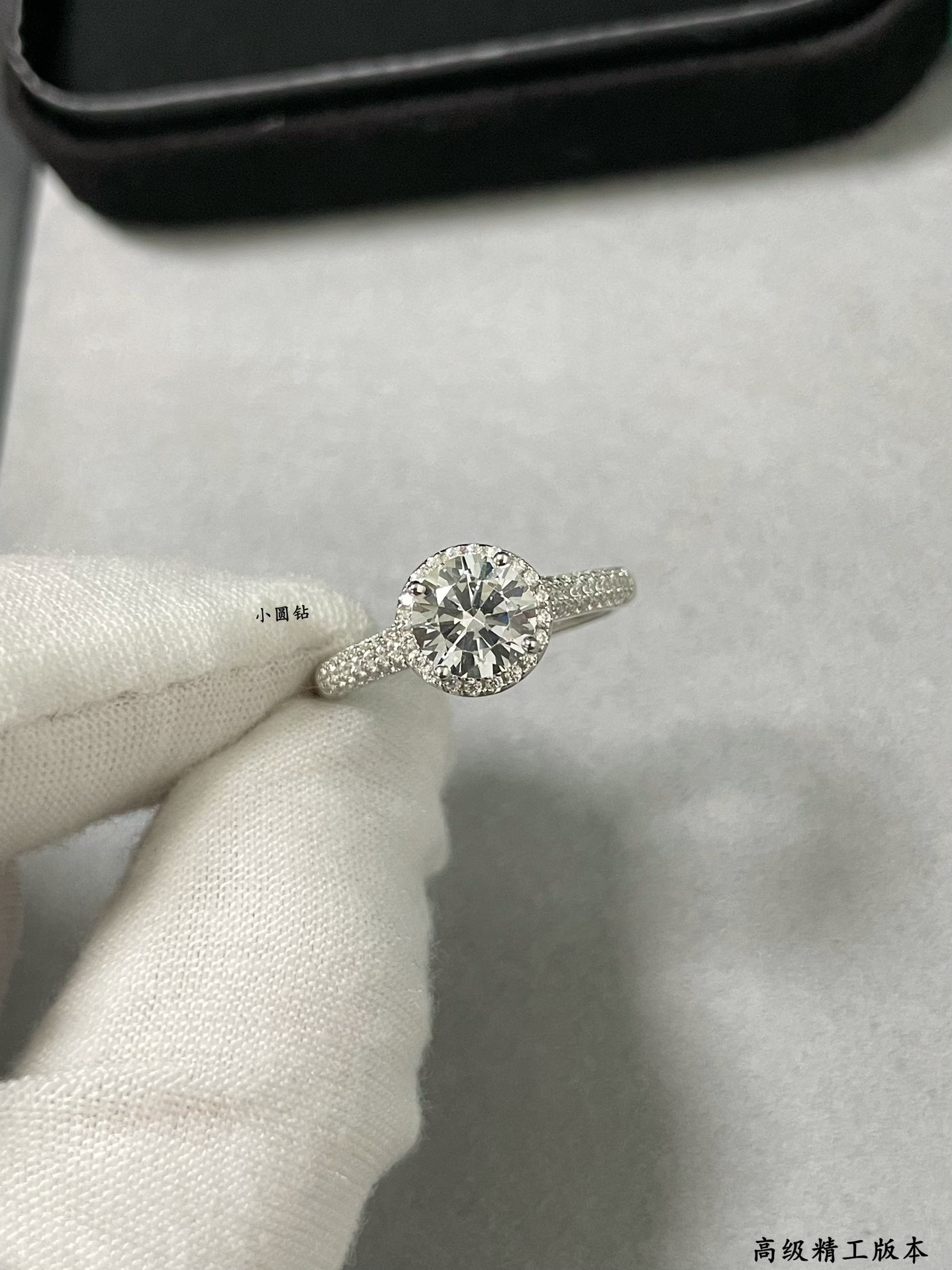 t*f*ny & co. petite solitaire round D1am0nd ring ag925