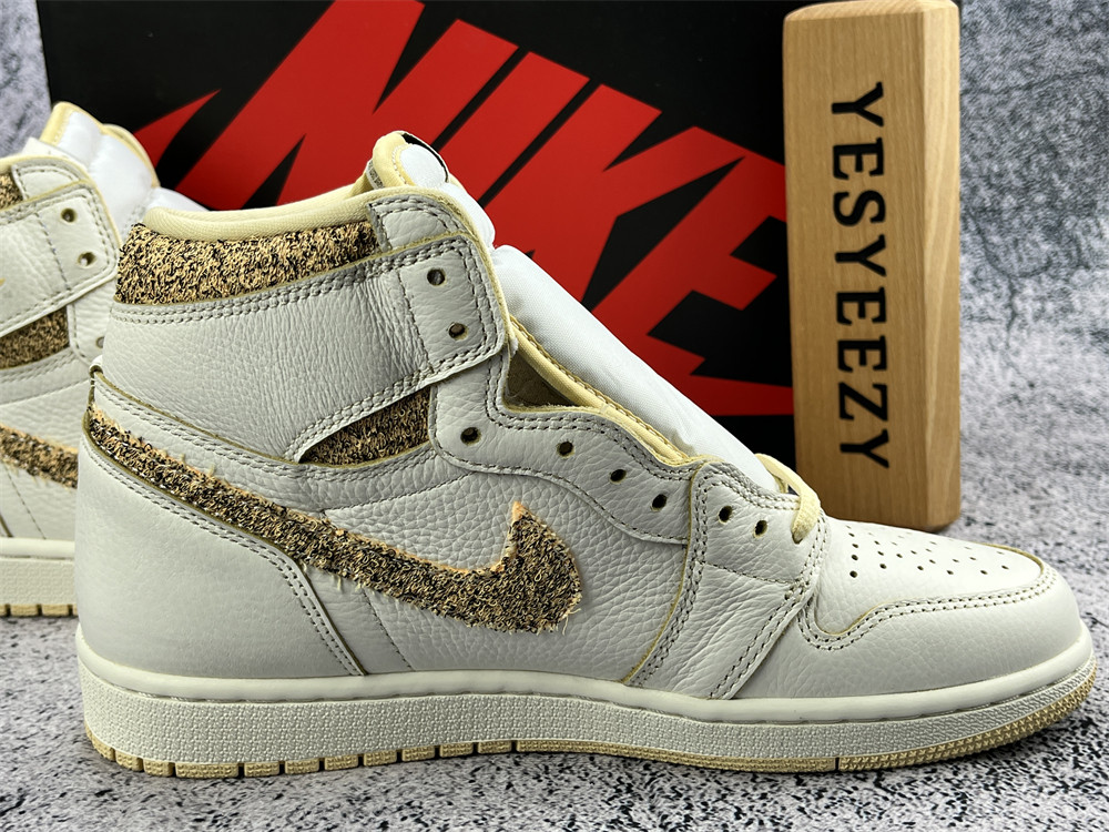 UA AIR JORDAN 1 RETRO HIGH OG 