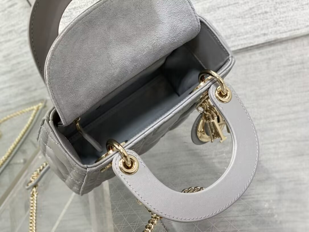 MINI LADY D10r BAG 6.5 X 6 X 3 INCHES