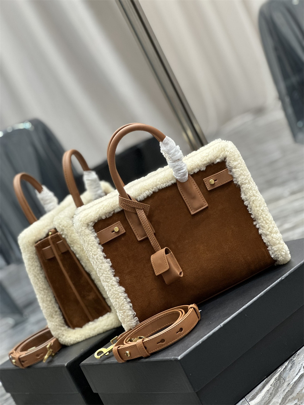 Y51 SAC DE JOUR S*pPLE NANO IN SUEDE AND SHEARLING DARK CIGAR AND NATURAL BEIGE