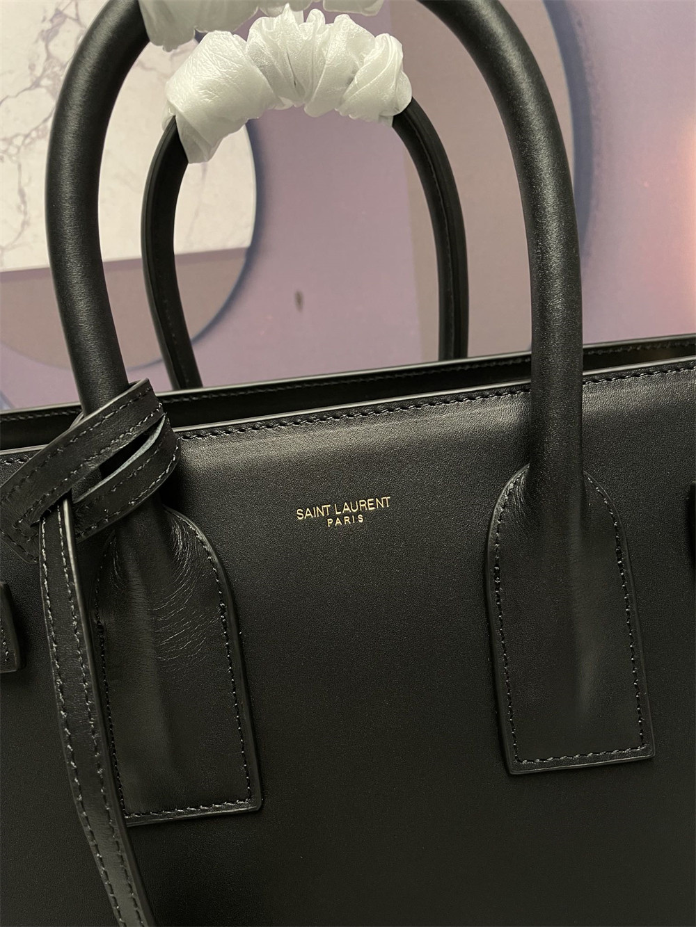 Y51 SAC DE JOUR SMALL IN SHINY LEATHER BLACK