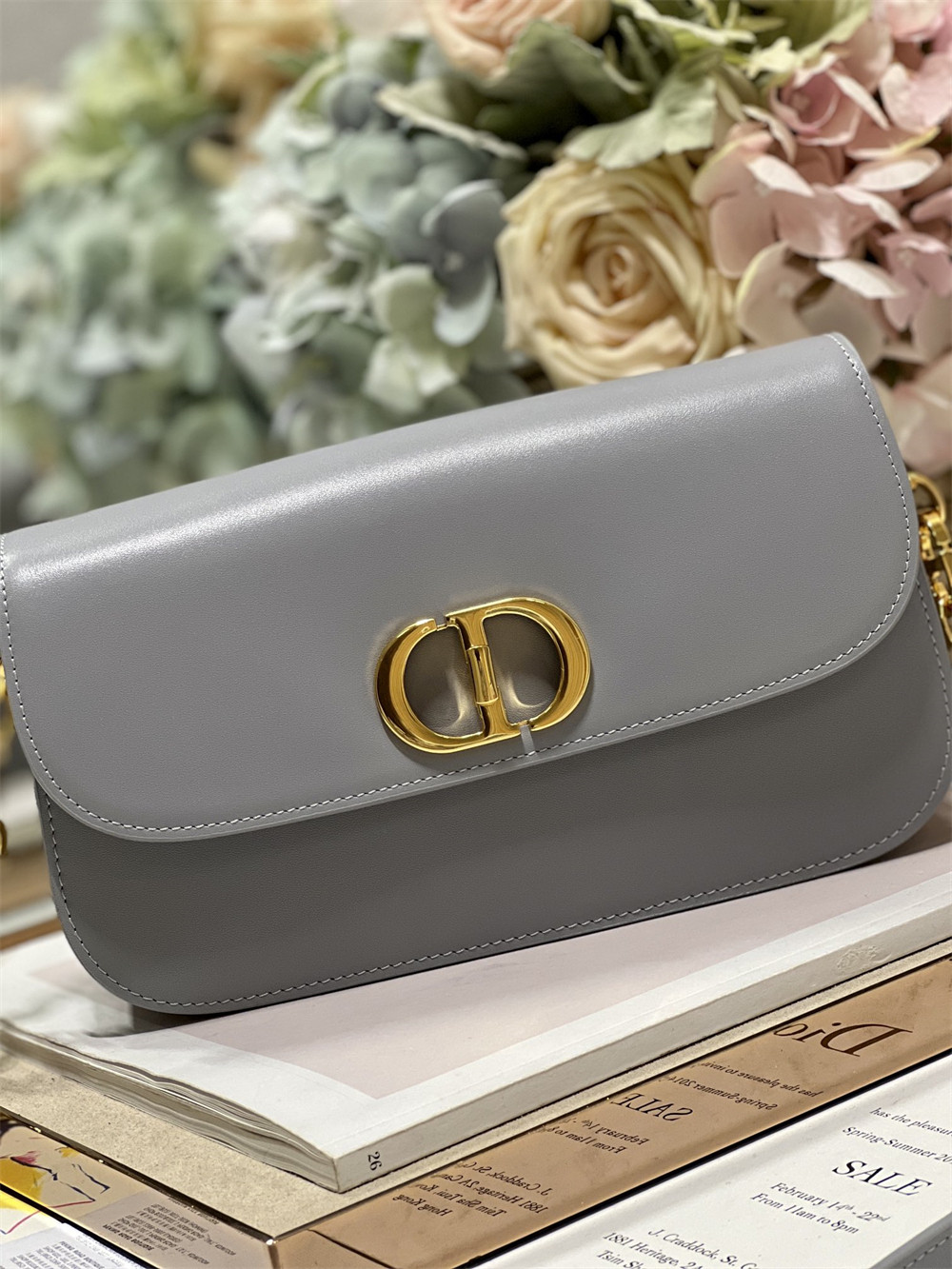 D10r 30 Montaigne Avenue Grey 22.5 x 12.5 x 6.5 cm