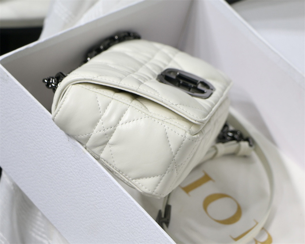 SMALL D10r CARO BAG Ivory S*pple Cannage Calfskin With Silver Hardware 20 x 12 x 7 cm
